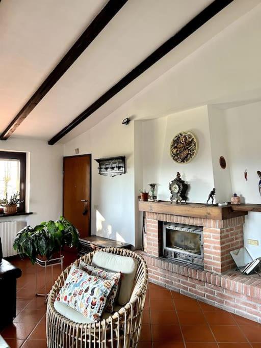 Apartment In Villa La Carruba Rivergaro Luaran gambar