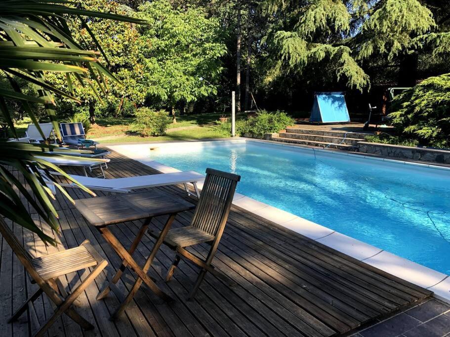Apartment In Villa La Carruba Rivergaro Luaran gambar