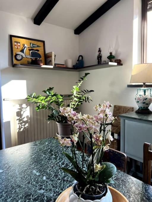Apartment In Villa La Carruba Rivergaro Luaran gambar