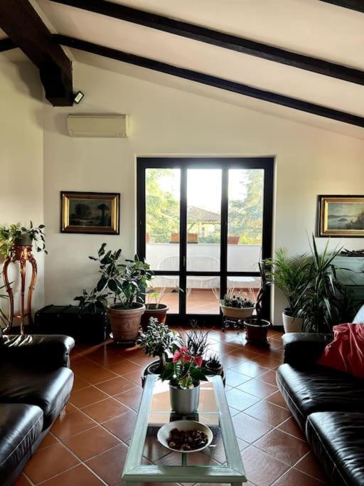 Apartment In Villa La Carruba Rivergaro Luaran gambar