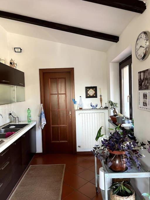 Apartment In Villa La Carruba Rivergaro Luaran gambar